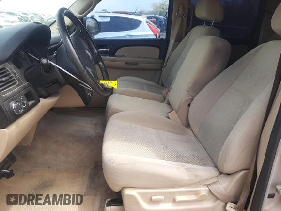 2007 Chevrolet Suburban LTZ with VIN 3GNFC16027G307987, listed as a Copart auction lot 53152505 with 206,263 mi miles and Salvage title. Bid and sale history available at DreamBid. Image 7.