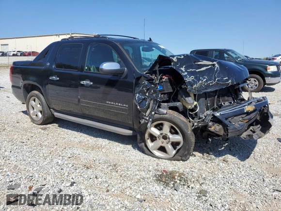 2013 Chevrolet Avalanche LT with VIN 3GNMCFE01DG177802, listed as a Copart auction lot 52987555 with 231,777 mi miles and Salvage title. Bid and sale history available at DreamBid. Image 4.