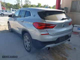 2018 BMW X2 xDrive28i with VIN WBXYJ5C33JEF70152, listed as a IAAI auction lot 42048693 with 177,488 mi miles. Bid and sale history available at carsss.com. Image 3.