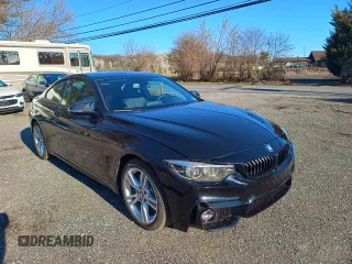 2019 BMW 4 Series 440i z VIN WBA4W7C5XKAG51908, wystawiony jako Copart lot #51714295 z przebiegiem 7 679 mil mil oraz Szkoda całkowita • Salvage title. Historia ofert i sprzedaży dostępna na DreamBid. Obrazek 1.