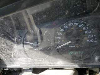 2003 Jeep Grand Cherokee Laredo with VIN 1J4GW48S93C591873, listed as a Copart auction lot 46839785 with 221,922 mi miles and Salvage Title. Bid and sale history available at carsss.com. Image 9.