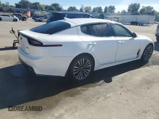 2019 Kia Stinger with VIN KNAE15LA5K6051365, listed as a Copart auction lot 74068034 with 106,590 mi miles and Salvage Title. Bid and sale history available at carsss.com. Image 3.