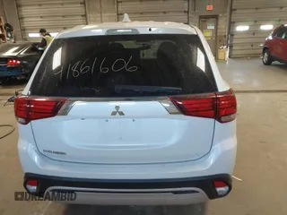 2020 Mitsubishi Outlander ES with VIN JA4AD2A38LZ017751, listed as a IAAI auction lot 41861606 with 116,669 mi miles. Bid and sale history available at carsss.com. Image 16.