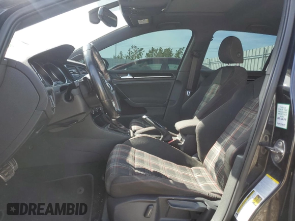 2015 Volkswagen GTI S с VIN 3VW4T7AU8FM003105, выставлен на аукционе Copart как лот 58655585 с пробегом 180 609 миль миль и Чистый • Clean title. История ставок и продаж доступна на DreamBid. Изображение 7.
