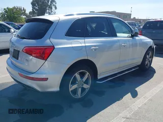 2012 Audi Q5 Prestige с VIN WA1WKBFPXCA132647, выставлен на аукционе IAAI как лот 42286583 с пробегом 226 394 миль миль и . История ставок и продаж доступна на DreamBid. Изображение 4.