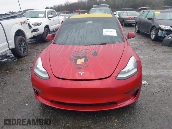 2018 Tesla Model 3 Long Range Battery z VIN 5YJ3E1EB7JF135199, wystawiony jako IAAI lot #41580853 z przebiegiem 131 774 mil mil oraz . Historia ofert i sprzedaży dostępna na DreamBid. Obrazek 6.