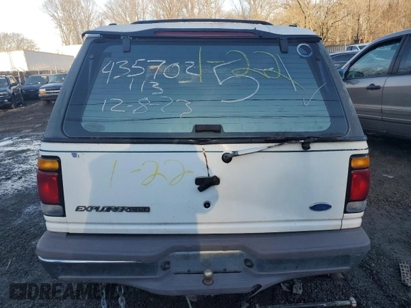 1996 Ford Explorer XL with VIN 1FMDU32X9TUD80918, listed as a Copart auction lot 42315095 with Not provided miles and Salvage title. Bid and sale history available at DreamBid. Image 6.