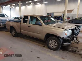2008 Toyota Tacoma z VIN 5TETX22N68Z570092, wystawiony jako IAAI lot #41847851 z przebiegiem 125 288 mil mil oraz . Historia ofert i sprzedaży dostępna na DreamBid. Obrazek 1.