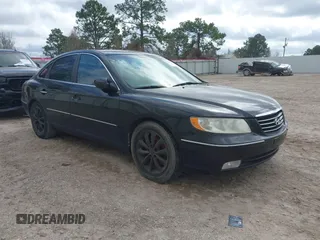 2006 Hyundai Azera SE with VIN KMHFC46F16A087393, listed as a IAAI auction lot 41475177 with 124,197 mi miles and . Bid and sale history available at DreamBid. Image 1.