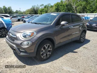 2016 FIAT 500X Trekking z VIN ZFBCFYCT0GP338212, wystawiony jako Copart lot #51843725 z przebiegiem 56 157 mil mil oraz Szkoda całkowita • Salvage title. Historia ofert i sprzedaży dostępna na DreamBid. Obrazek 1.