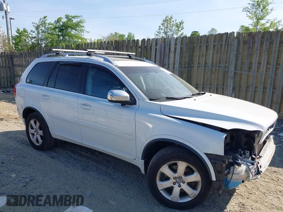2013 Volvo XC90 Premier Plus with VIN YV4952CZ8D1632286, listed as a IAAI auction lot 42085579 with 134,009 mi miles. Bid and sale history available at carsss.com. Image 1.