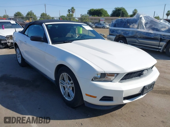 2012 Ford Mustang V6 with VIN 1ZVBP8EM4C5237285, listed as a IAAI auction lot 42601890 with 161,176 mi miles and . Bid and sale history available at DreamBid. Image 1.