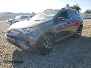 2017 Toyota RAV4 SE z VIN JTMNFREV0HJ706274, wystawiony jako Copart lot #61437185 z przebiegiem 93 478 mil mil oraz Szkoda całkowita • Salvage title. Historia ofert i sprzedaży dostępna na DreamBid. Obrazek 1.
