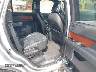2020 Lincoln Navigator with VIN 5LMJJ2NTXLEL09782, listed as a IAAI auction lot 41639938 with 59,125 mi miles and . Bid and sale history available at DreamBid. Image 8.