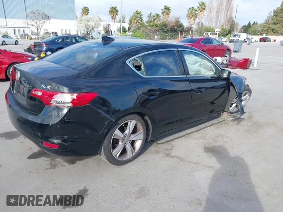 2013 Acura ILX Tech Pkg with VIN 19VDE1F7XDE007797, listed as a IAAI auction lot 41904415 with 240,310 mi miles. Bid and sale history available at carsss.com. Image 4.