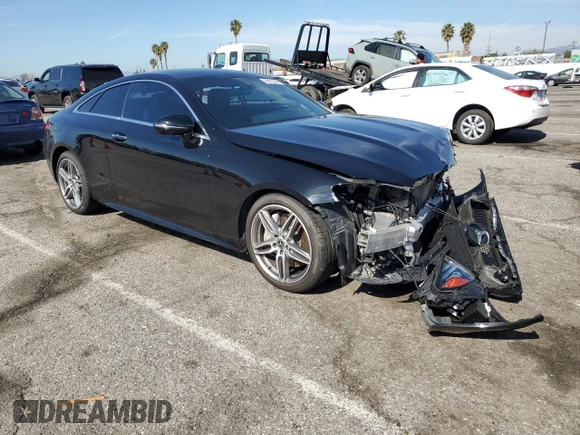 2019 Mercedes-Benz E-Class E 450 with VIN WDD1J6HBXKF116113, listed as a Copart auction lot 42472944 with 35,638 mi miles and Salvage Title. Bid and sale history available at carsss.com. Image 4.