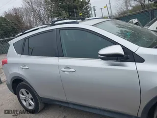 2014 Toyota RAV4 XLE with VIN 2T3WFREV8EW121783, listed as a IAAI auction lot 41281729 with 150,079 mi miles. Bid and sale history available at carsss.com. Image 13.