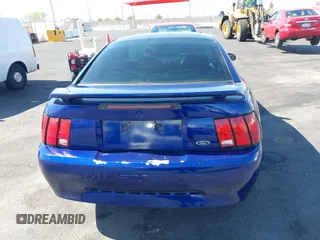 2002 Ford Mustang Standard z VIN 1FAFP40422F222075, wystawiony jako IAAI lot #42565741 z przebiegiem 139 096 mil mil oraz . Historia ofert i sprzedaży dostępna na DreamBid. Obrazek 14.