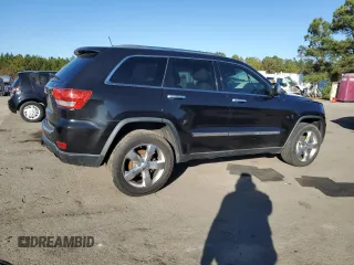 2013 Jeep Grand Cherokee Limited with VIN 1C4RJEBT4DC547463, listed as a Copart auction lot 82982354 with 149,564 mi miles and Clean Title. Bid and sale history available at carsss.com. Image 3.
