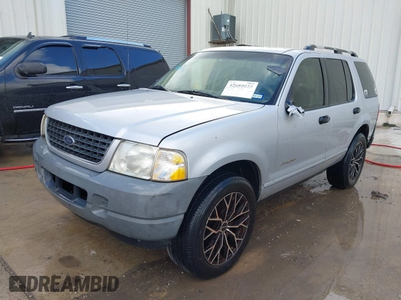 2002 Ford Explorer XLS with VIN 1FMZU62E72UA38128, listed as a IAAI auction lot 42680825 with Not provided miles and . Bid and sale history available at DreamBid. Image 2.
