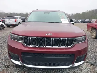 2023 Jeep Grand Cherokee Limited z VIN 1C4RJKBG6P8810318, wystawiony jako IAAI lot #41519714 z przebiegiem 56 777 mil mil oraz . Historia ofert i sprzedaży dostępna na DreamBid. Obrazek 12.