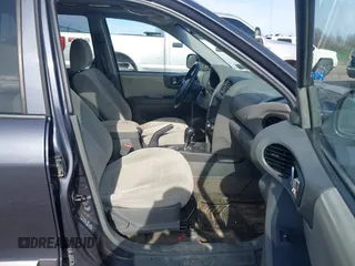 2005 Hyundai Santa Fe GLS with VIN KM8SC73D55U965052, listed as a IAAI auction lot 42124944 with 117,178 mi miles. Bid and sale history available at carsss.com. Image 5.
