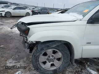 2008 Toyota 4Runner SR5 with VIN JTEZU14R58K015907, listed as a IAAI auction lot 41626302 with 249,278 mi miles. Bid and sale history available at carsss.com. Image 6.
