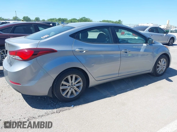 2015 Hyundai Elantra SE z VIN 5NPDH4AE1FH594301, wystawiony jako IAAI lot #42336071 z przebiegiem 171 024 mil mil oraz . Historia ofert i sprzedaży dostępna na DreamBid. Obrazek 4.