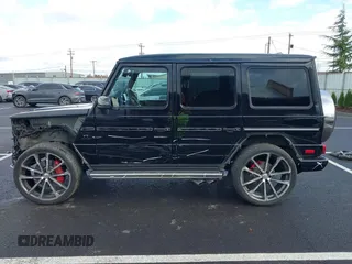 2015 Mercedes-Benz G-Class G 63 AMG with VIN WDCYC7DF7FX237855, listed as a IAAI auction lot 40836130 with 88,920 mi miles. Bid and sale history available at carsss.com. Image 15.