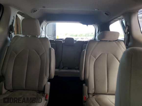 2017 Chrysler Pacifica Touring with VIN 2C4RC1DG7HR519429, listed as a Copart auction lot 60887595 with 109,311 mi miles and Salvage title. Bid and sale history available at DreamBid. Image 10.