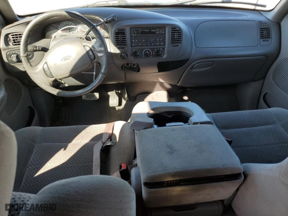 2001 Ford F-150 SuperCrew XLT with VIN 1FTRW08W21KA11571, listed as a Copart auction lot 87355594 with 220,175 mi miles and Salvage Title. Bid and sale history available at carsss.com. Image 8.