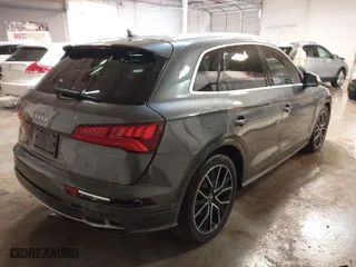 2018 Audi SQ5 Prestige with VIN WA1C4AFY0J2083062, listed as a IAAI auction lot 41560177 with 72,228 mi miles. Bid and sale history available at carsss.com. Image 4.