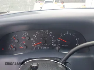 1999 Ford F-250 XL с VIN 1FTNW21L9XEC01658, выставлен на аукционе IAAI как лот 42244513 с пробегом 168 912 миль миль и . История ставок и продаж доступна на DreamBid. Изображение 7.