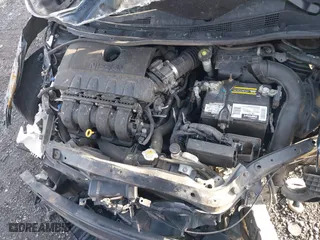 2016 Nissan Sentra SR with VIN 3N1AB7AP5GL639039, listed as a IAAI auction lot 41497826 with 121,558 mi miles. Bid and sale history available at carsss.com. Image 10.