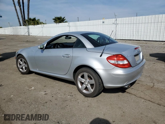 2007 Mercedes-Benz SLK-Class 3.0L with VIN WDBWK54F87F142683, listed as a Copart auction lot 45384065 with 147,388 mi miles and Clean Title. Bid and sale history available at carsss.com. Image 2.