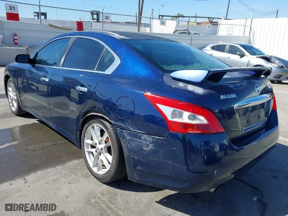 2009 Nissan Maxima 3.5 SV w/Sport Pkg with VIN 1N4AA51E19C824809, listed as a IAAI auction lot 41725538 with 201,146 mi miles. Bid and sale history available at carsss.com. Image 6.