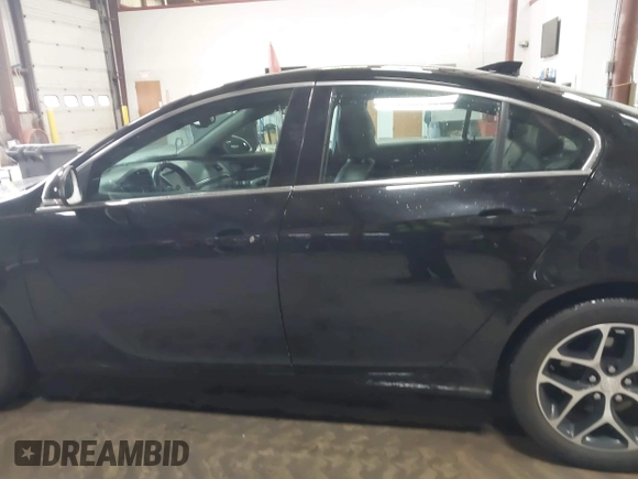 2017 Buick Regal Sport Touring with VIN 2G4GL5EX1H9101733, listed as a IAAI auction lot 41839210 with 122,890 mi miles. Bid and sale history available at carsss.com. Image 14.