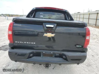 2011 Chevrolet Avalanche LTZ with VIN 3GNTKGE31BG160719, listed as a Copart auction lot 66415744 with 214,661 mi miles and Salvage Title. Bid and sale history available at carsss.com. Image 6.