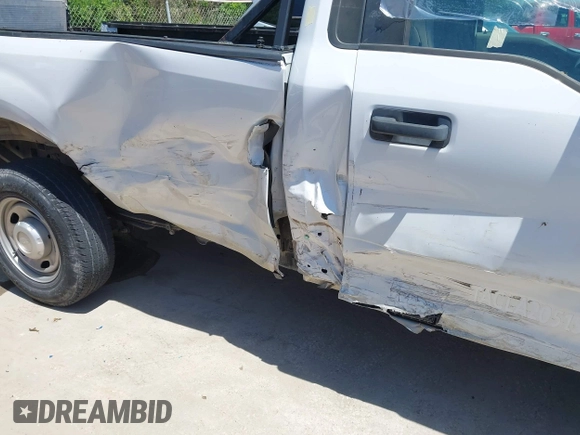2019 Ford Super Duty F-250 SRW XL with VIN 1FTBF2A64KED15573, listed as a IAAI auction lot 42090750 with 44,742 mi miles. Bid and sale history available at carsss.com. Image 6.