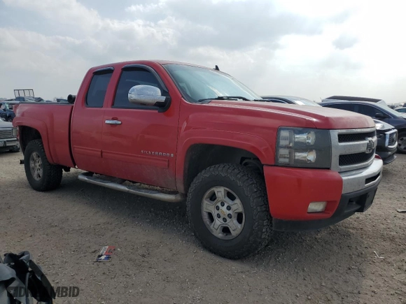 2009 Chevrolet Silverado 1500 LT with VIN 1GCEK29009Z260051, listed as a Copart auction lot 49237675 with 247,060 mi miles and Salvage Title. Bid and sale history available at carsss.com. Image 4.