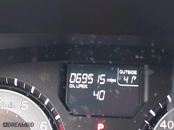 2016 Honda Odyssey SE with VIN 5FNRL5H3XGB150025, listed as a IAAI auction lot 41857704 with 69,515 mi miles. Bid and sale history available at carsss.com. Image 15.