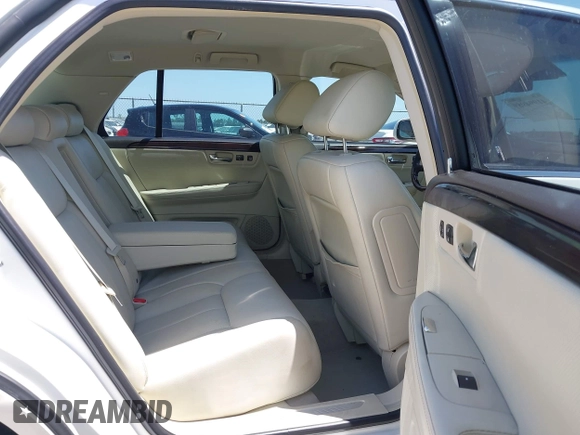 2008 Cadillac DTS 1SC with VIN 1G6KD57Y88U190045, listed as a IAAI auction lot 41994989 with 96,714 mi miles and . Bid and sale history available at carsss.com. Image 8.
