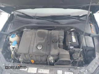 2013 Volkswagen Passat SE z VIN 1VWBP7A39DC047714, wystawiony jako IAAI lot #41577301 z przebiegiem 162 164 mil mil oraz . Historia ofert i sprzedaży dostępna na DreamBid. Obrazek 10.