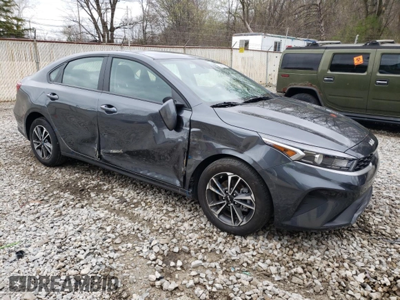 2024 Kia Forte LX with VIN 3KPF24AD9RE721659, listed as a Copart auction lot 52956935 with 14,651 mi miles and Salvage Title. Bid and sale history available at carsss.com. Image 4.