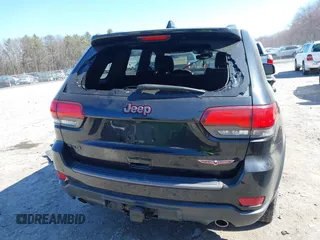 2017 Jeep Grand Cherokee Trailhawk с VIN 1C4RJFLGXHC670469, выставлен на аукционе IAAI как лот 42055116 с пробегом 99 801 миль миль и . История ставок и продаж доступна на DreamBid. Изображение 16.