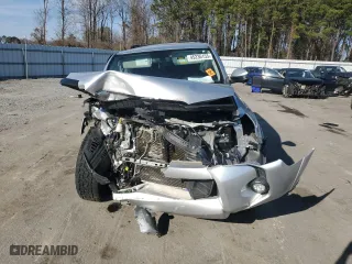 2019 Toyota 4Runner SR5 with VIN JTEBU5JR1K5640677, listed as a Copart auction lot 45236155 with 0 mi miles and Salvage Title. Bid and sale history available at carsss.com. Image 5.