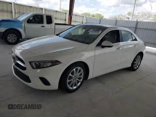 2022 Mercedes-Benz A 220 z VIN W1K3G4EB4NJ335182, wystawiony jako Copart lot #55333075 z przebiegiem 23 052 mil mil oraz Nie do naprawy • Non repairable. Historia ofert i sprzedaży dostępna na DreamBid. Obrazek 1.