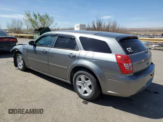 2005 Dodge Magnum SE with VIN 2D4FV48V55H529632, listed as a Copart auction lot 50377515 with 91,739 mi miles and Salvage Title. Bid and sale history available at carsss.com. Image 2.