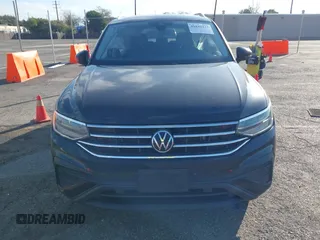 2022 Volkswagen Tiguan SE with VIN 3VV3B7AX5NM042455, listed as a IAAI auction lot 41848427 with 44,631 mi miles and . Bid and sale history available at DreamBid. Image 12.