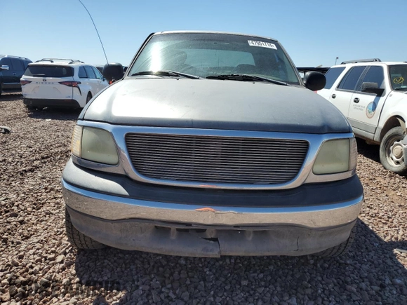 2003 Ford F-150 XL with VIN 1FTRX07WX3KD43808, listed as a Copart auction lot 47951714 with 279,206 mi miles and Salvage title. Bid and sale history available at DreamBid. Image 5.